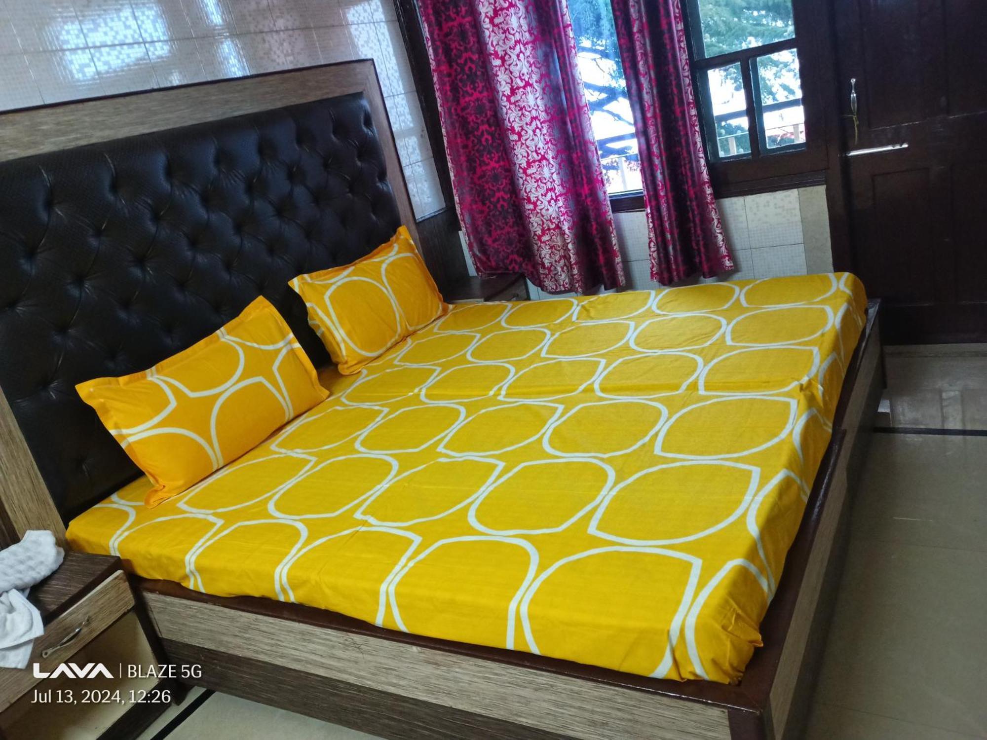 Krishna Holiday Guest House Block II Dharamshala Bagian luar foto